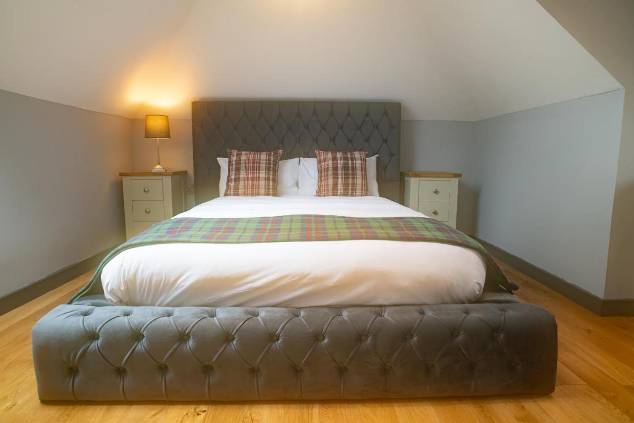 Luxury 4 Bedroom Cottage With Stunning Views Near Fairy Pools! Carbost  Exterior foto